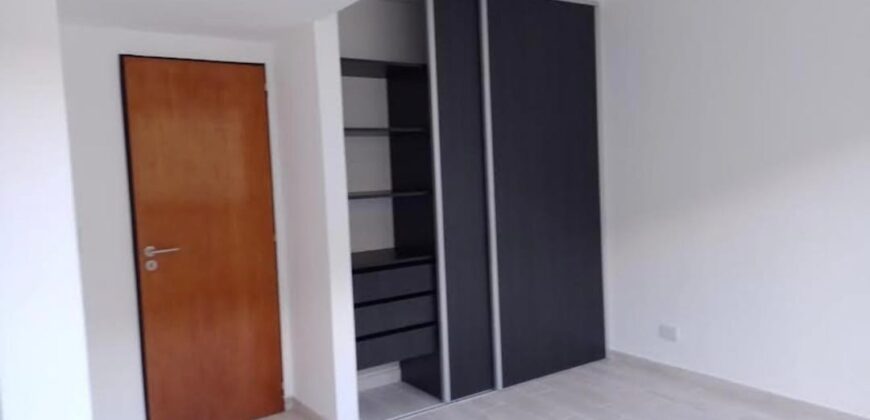 Departamento 3 ambientes 82m2 + Cochera